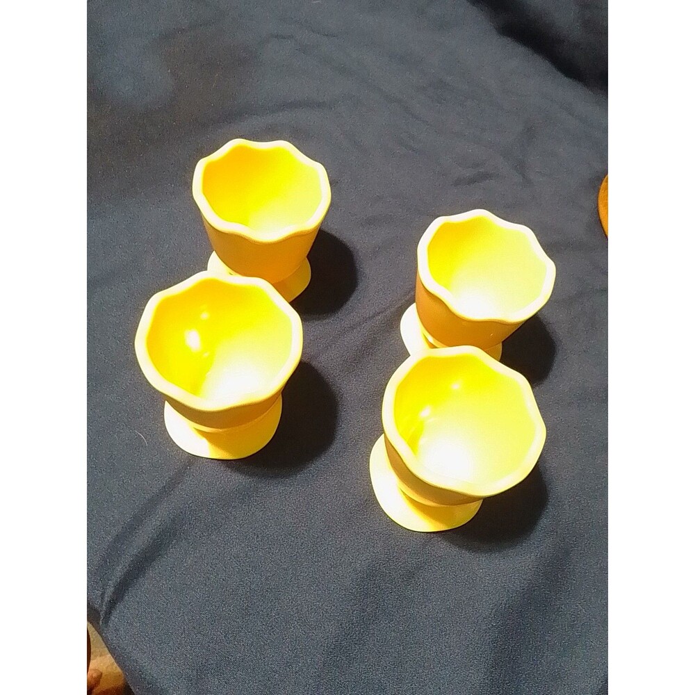 vintage Zak Designs tulip-shaped plastic egg cups.